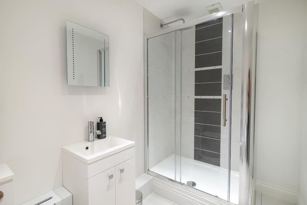 2 Bed 2 Bath Spacious Apartment In Central Aberdeen Exterior foto